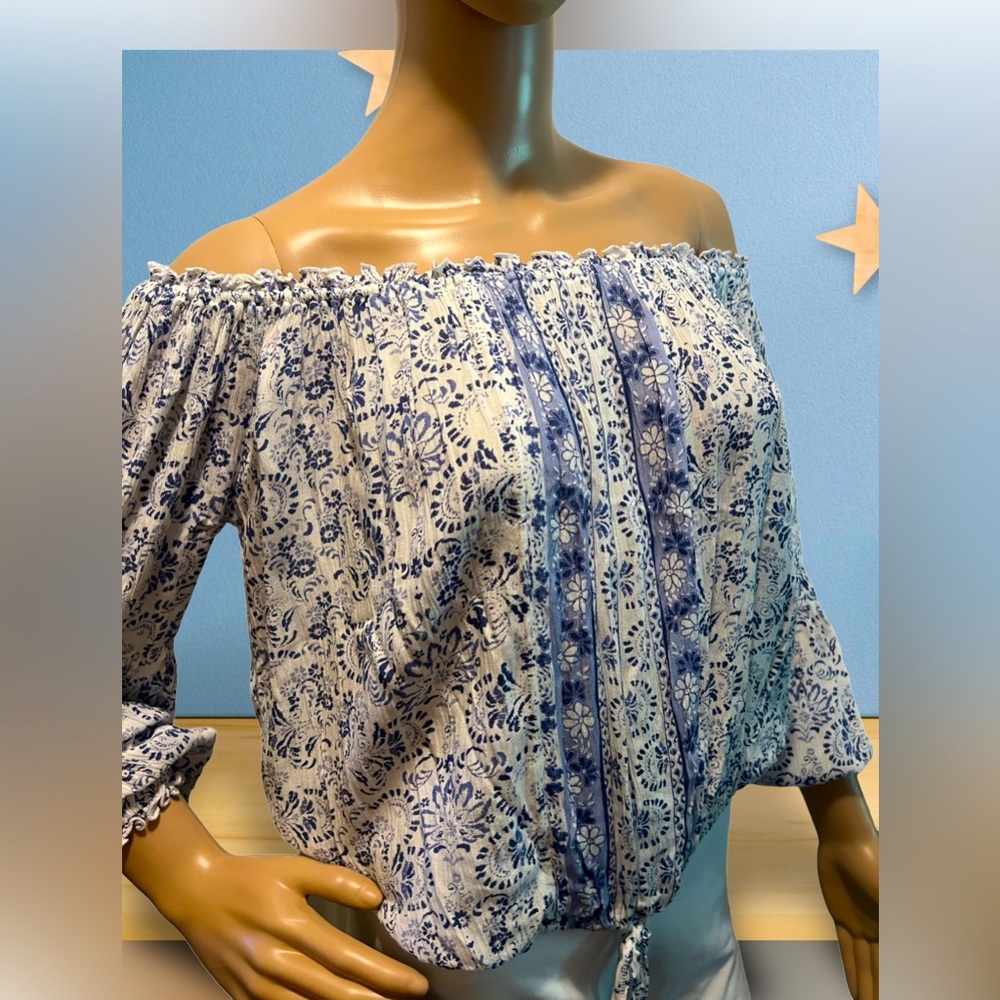 Hollister crop top